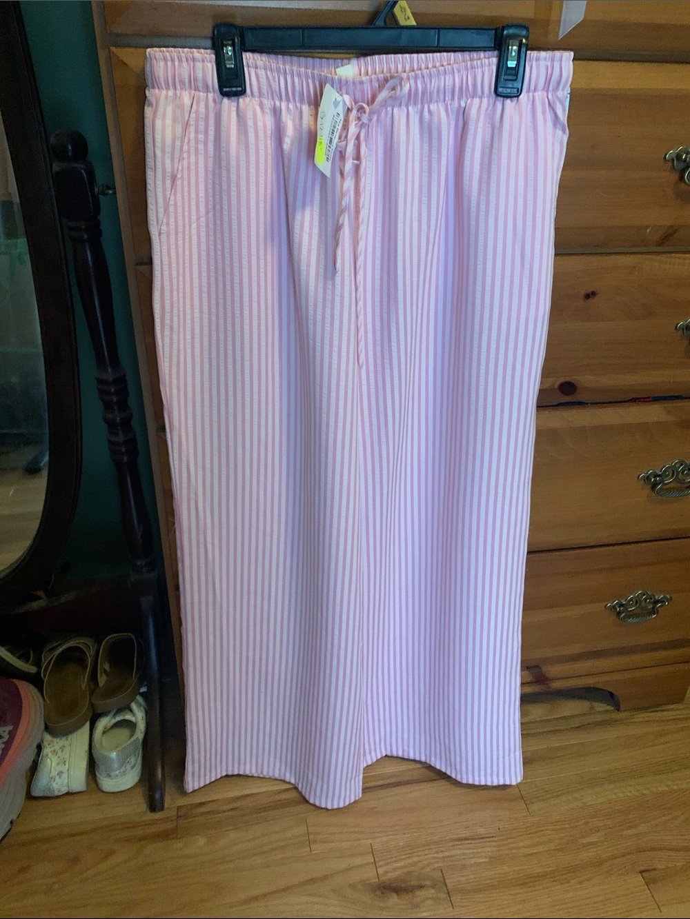 Peach Love California Pink & White Striped Drawstring pants